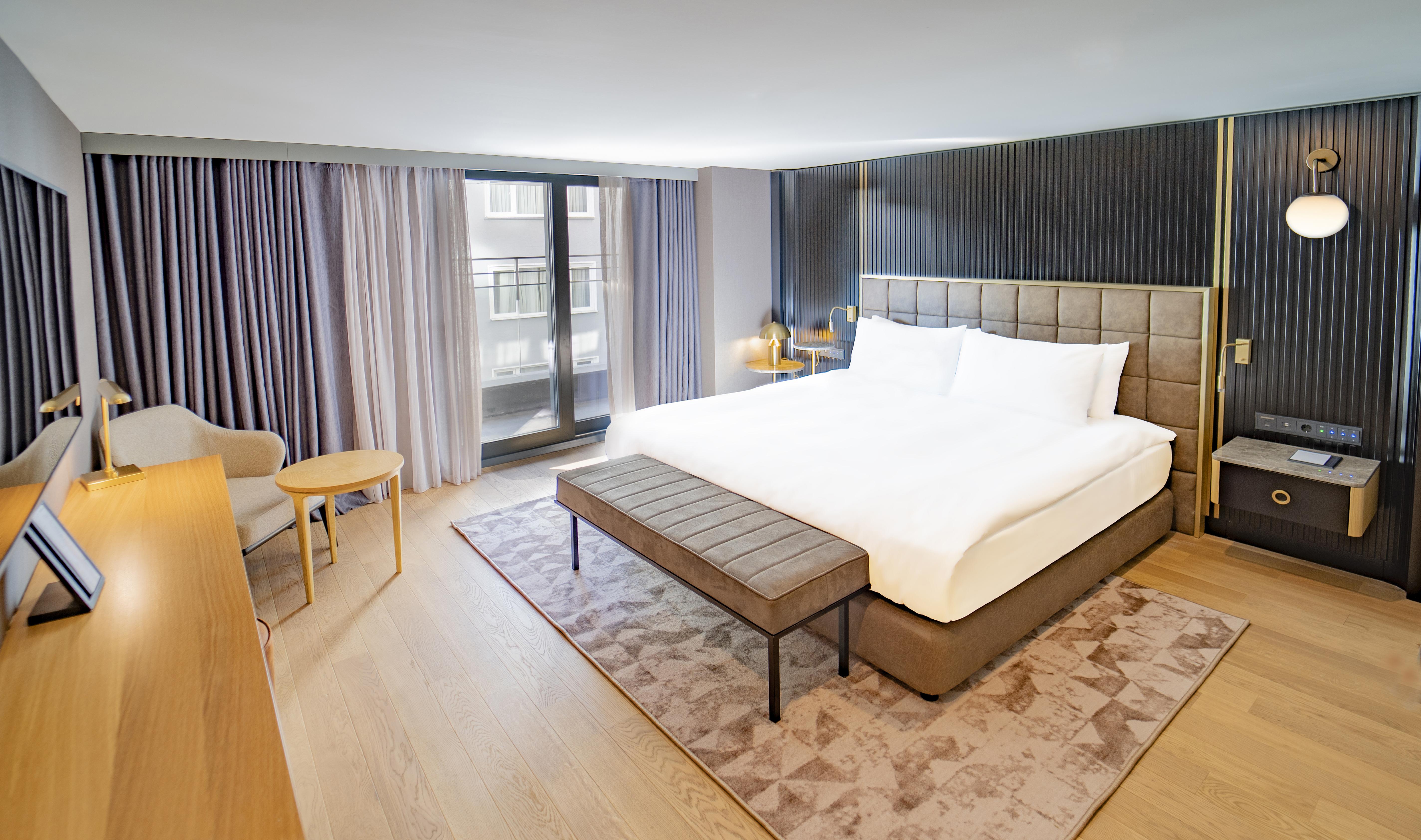 Hotel Sofitel Istanbul Taksim Exterior foto A bedroom at the hotel