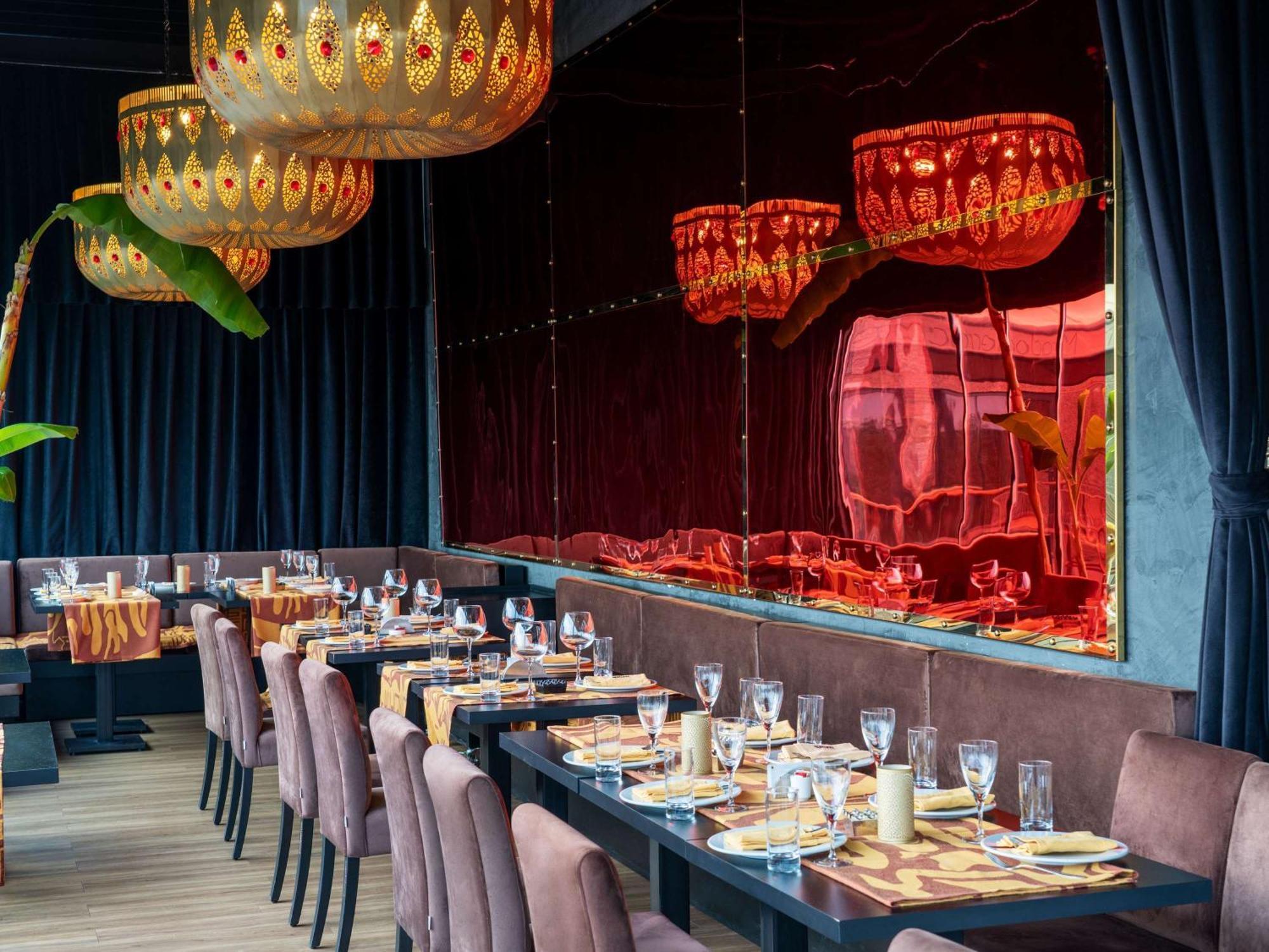 Hotel Sofitel Istanbul Taksim Exterior foto Restaurant interior