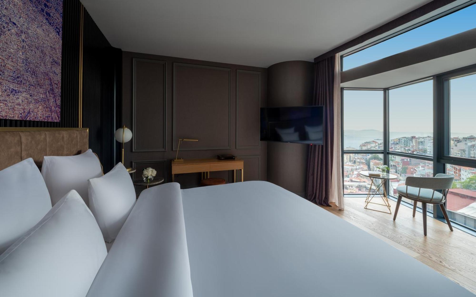 Hotel Sofitel Istanbul Taksim Exterior foto Deluxe Room